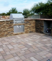 BBQ Using Mesa Valley Canyon Ledge Stone | Centurion Stone Of Arizona